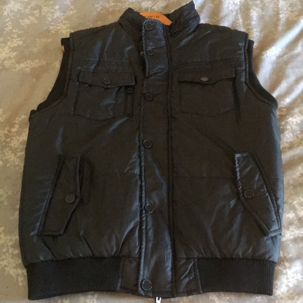 Black Vest , Truth Substance Large
